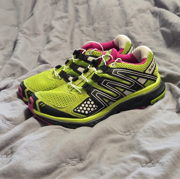 Salomon XR Mission 1 Women's Trail Running Shoes Sz 5 Neon Green Pink - Picture 1 of 14